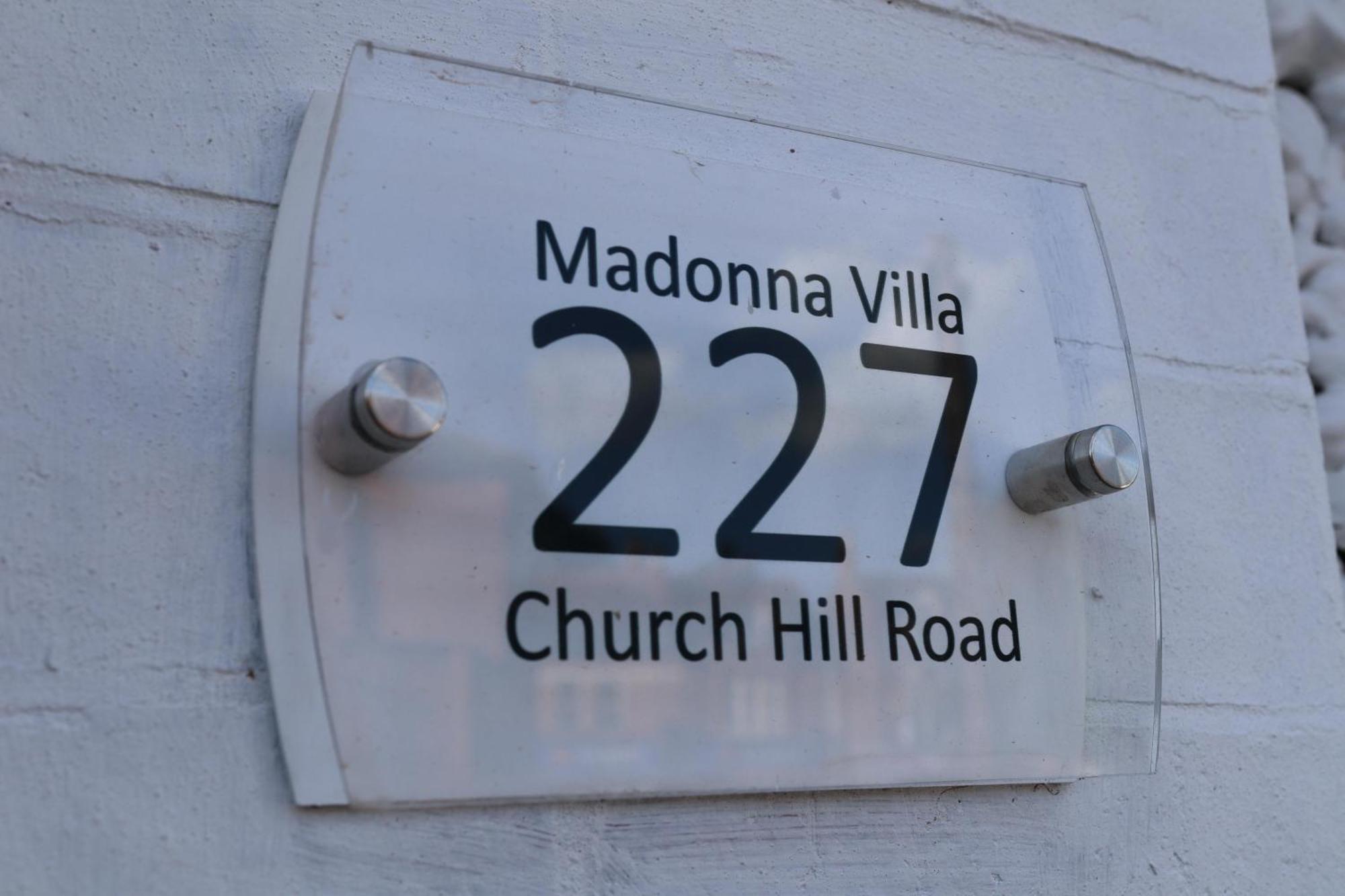 Madonna Villa Birmingam Exterior foto